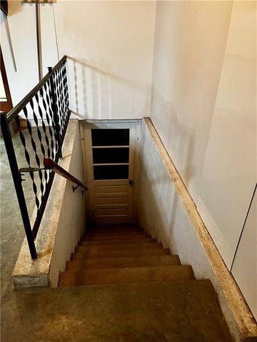 901 W Davis Street, Savannah, MO 64485