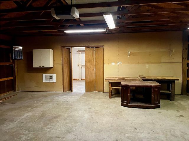 901 W Davis Street, Savannah, MO 64485