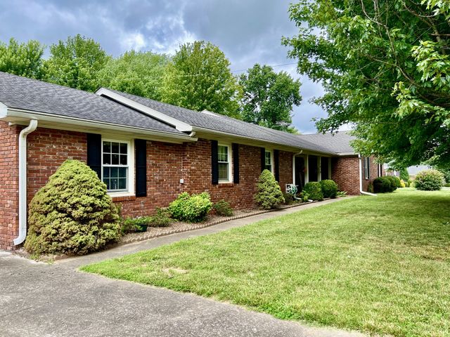 1010 S College St, Franklin, KY 42134