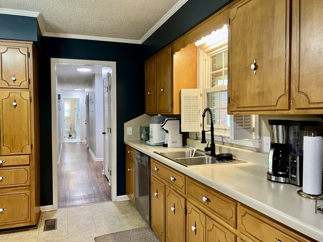 1010 S College St, Franklin, KY 42134