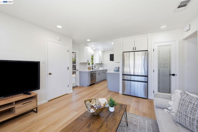 46718 Bradley St, Fremont, CA 94539