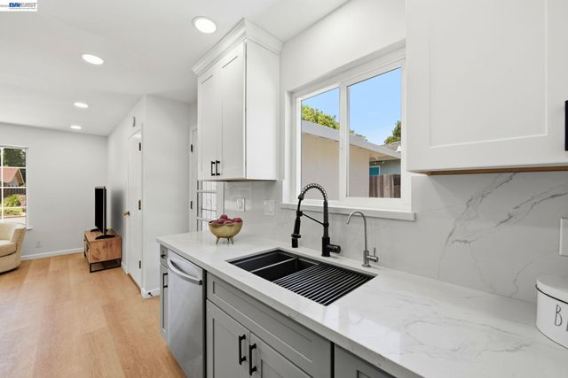 46718 Bradley St, Fremont, CA 94539
