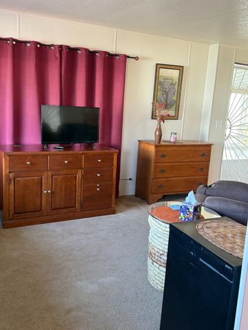 1500 W Villa Avenue N spc 7, Clovis, CA 93612