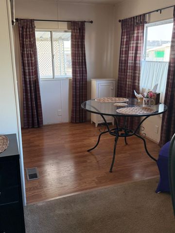 1500 W Villa Avenue N spc 7, Clovis, CA 93612