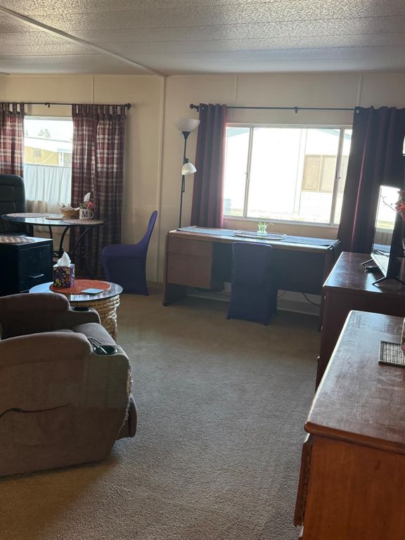 Image 4 of property listing at 1500 W Villa Avenue N spc 7, Clovis, CA 93612