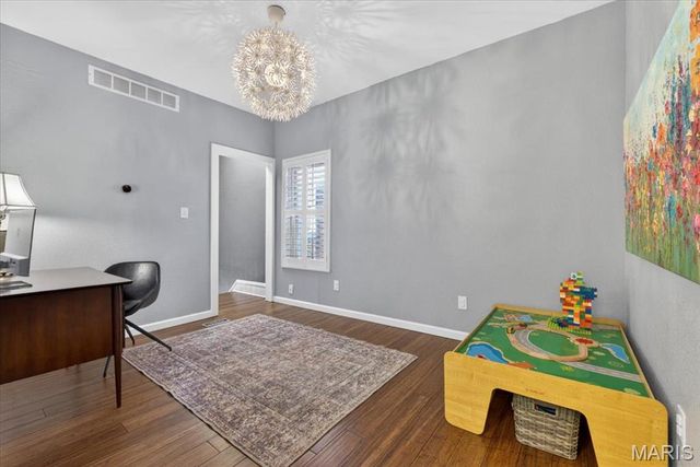 4161 Flad Avenue, St Louis, MO 63110