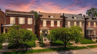 4161 Flad Avenue, St Louis, MO 63110