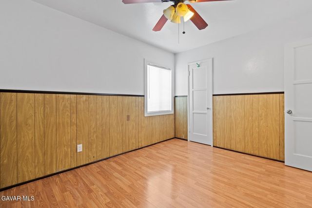 13260 Raven Street, Sylmar, CA 91342