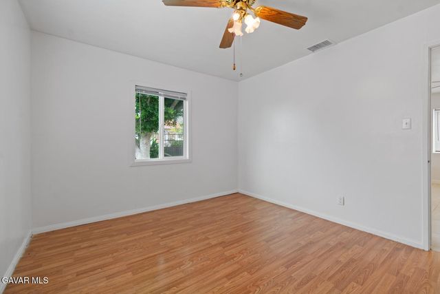 13260 Raven Street, Sylmar, CA 91342