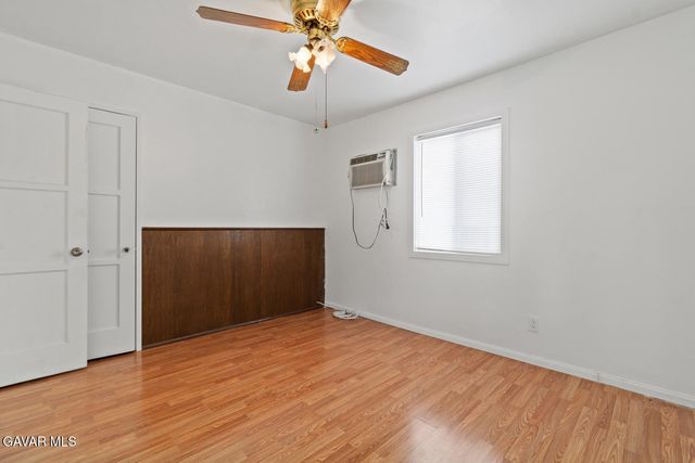 13260 Raven Street, Sylmar, CA 91342