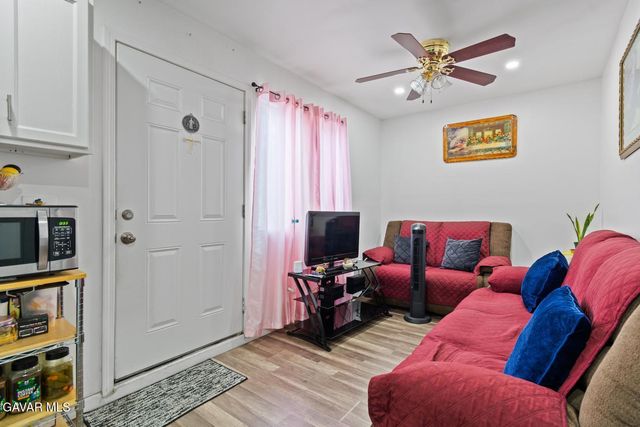 13260 Raven Street, Sylmar, CA 91342