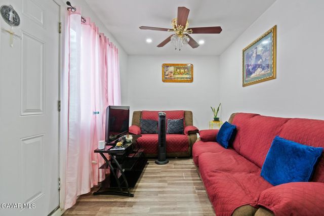 13260 Raven Street, Sylmar, CA 91342
