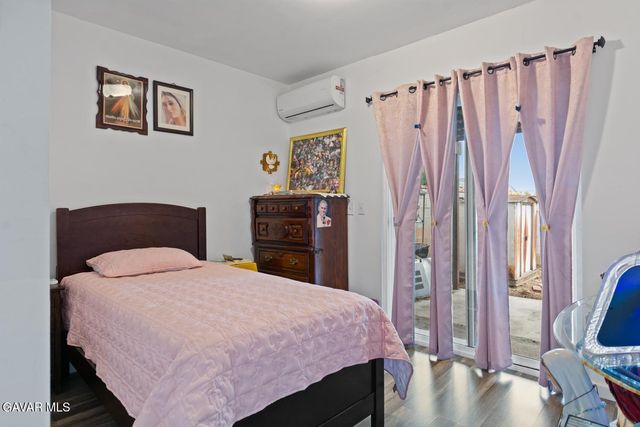 13260 Raven Street, Sylmar, CA 91342