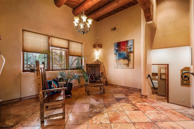 4 Calle Siete Casas, Santa Fe, NM 87507