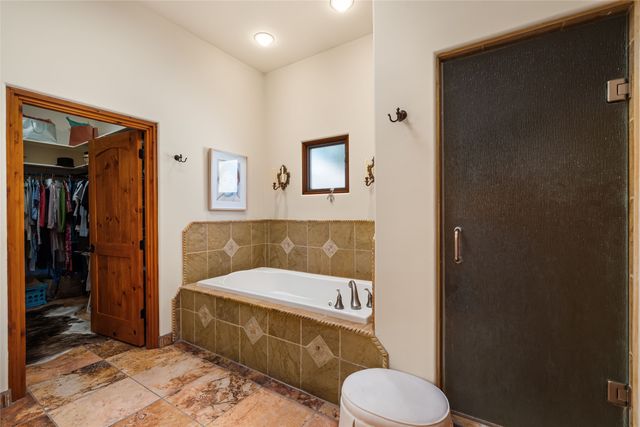 4 Calle Siete Casas, Santa Fe, NM 87507