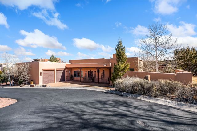 4 Calle Siete Casas, Santa Fe, NM 87507