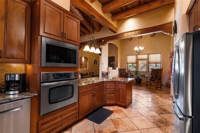 4 Calle Siete Casas, Santa Fe, NM 87507