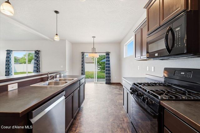 8081 N Woodworth ST, Post Falls, ID 83854