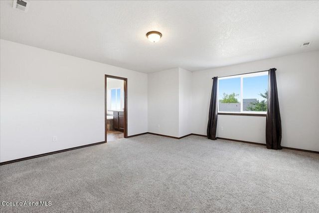 8081 N Woodworth ST, Post Falls, ID 83854