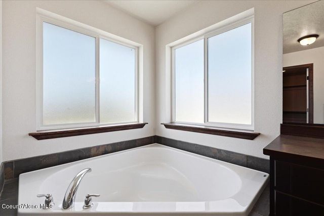 8081 N Woodworth ST, Post Falls, ID 83854