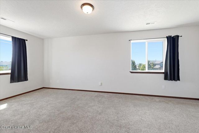 8081 N Woodworth ST, Post Falls, ID 83854