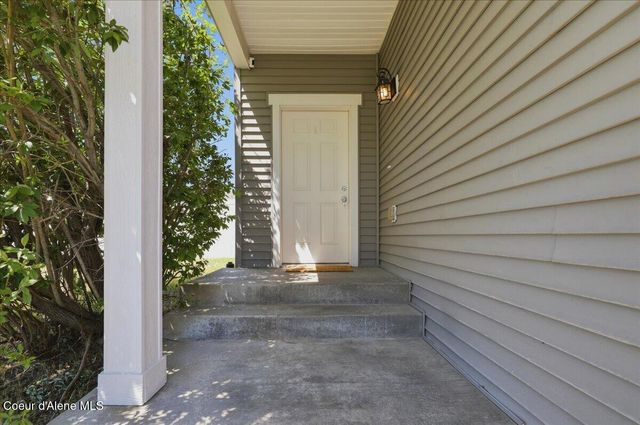 8081 N Woodworth ST, Post Falls, ID 83854