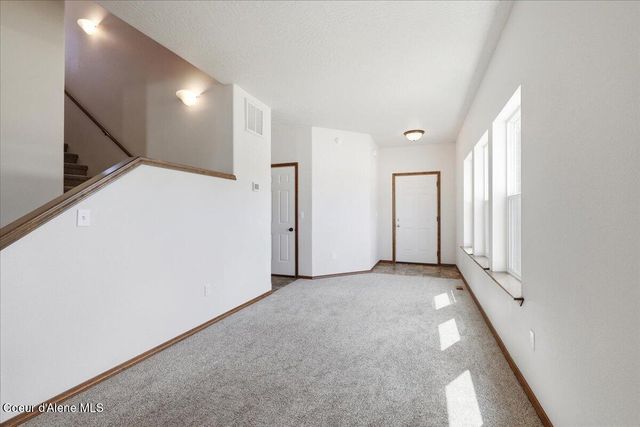 8081 N Woodworth ST, Post Falls, ID 83854