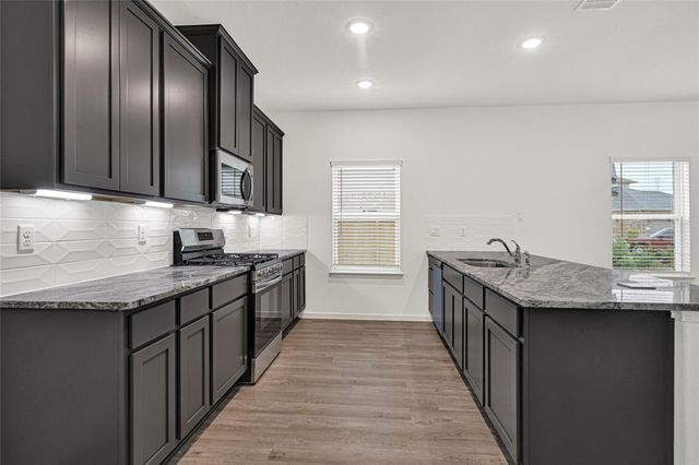 3210 Tranquility Lane, Baytown, TX 77521