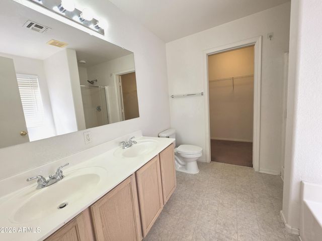 30469 N PLANTATION Drive, San Tan Valley, AZ 85143