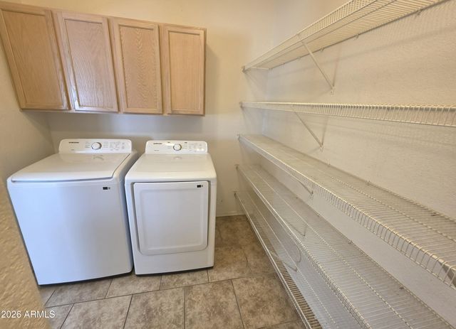 30469 N PLANTATION Drive, San Tan Valley, AZ 85143