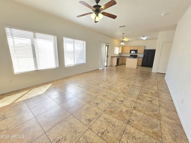 30469 N PLANTATION Drive, San Tan Valley, AZ 85143