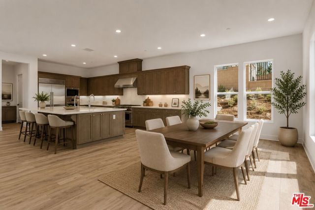20534 Edgewood Court, Chatsworth (los Angeles), CA 91311