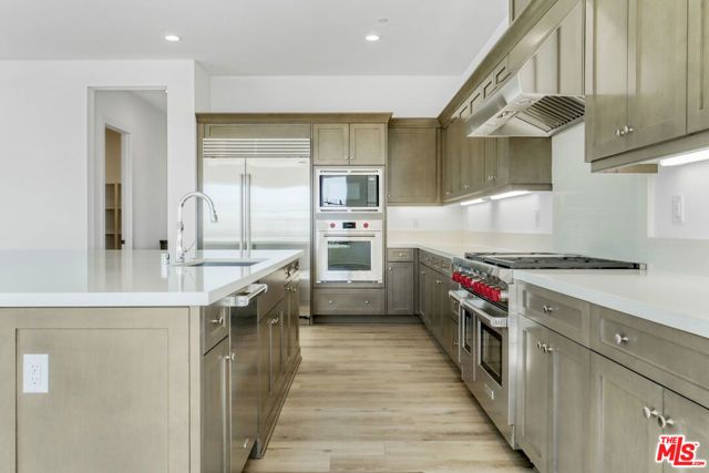 20534 Edgewood Court, Chatsworth (los Angeles), CA 91311