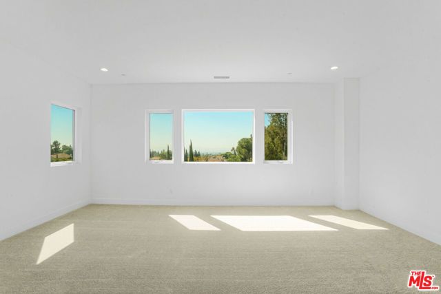 20534 Edgewood Court, Chatsworth (los Angeles), CA 91311