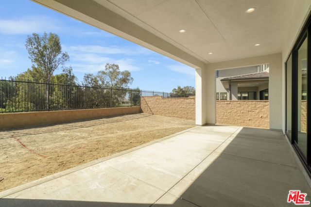 20534 Edgewood Court, Chatsworth (los Angeles), CA 91311