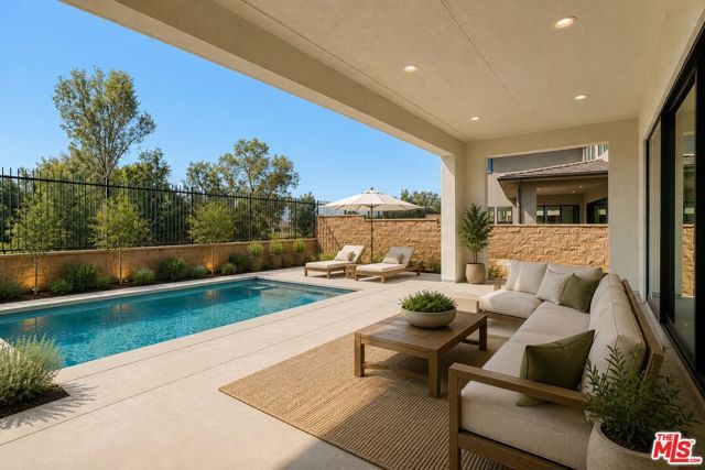 20534 Edgewood Court, Chatsworth (los Angeles), CA 91311