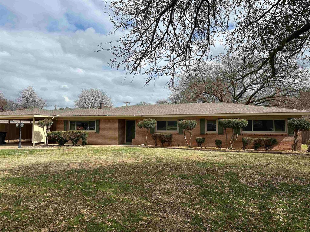 4505 MEADOWBROOK DRIVE, Wichita Falls, TX 76308