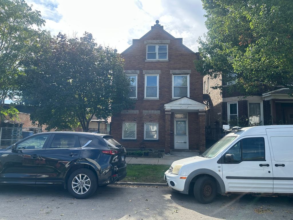 2705 W 39th Place, Chicago, IL 60632 — exterior