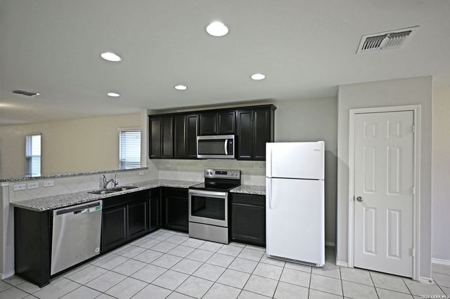 458 Russian Sage, New Braunfels, TX 78130