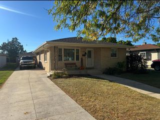 2920 26th AVENUE, Kenosha, WI 53140