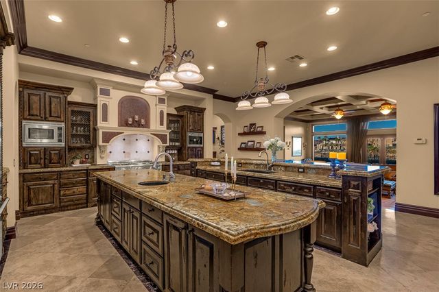 1350 Villafranca Circle, Henderson, NV 89052
