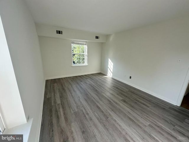 1430 WASHINGTON PL, Chesterbrook, PA 19087