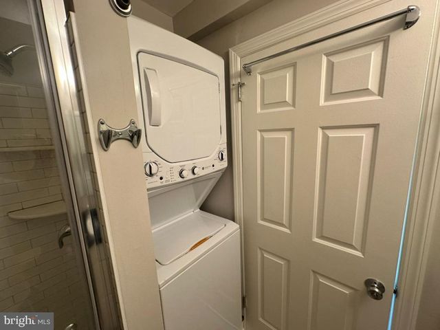 1430 WASHINGTON PL, Chesterbrook, PA 19087