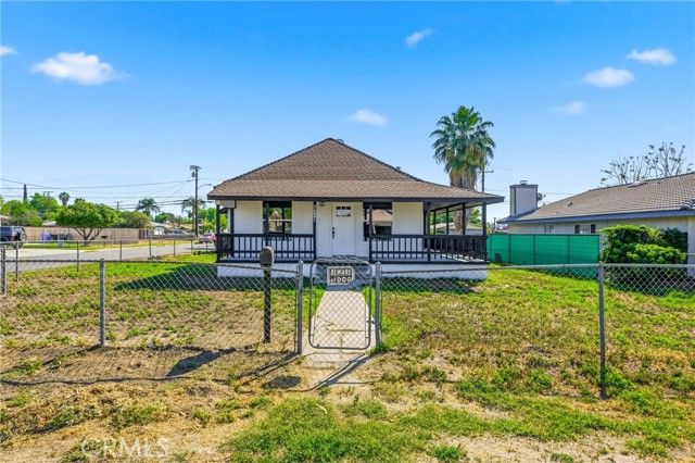 7221 Osbun, San Bernardino, CA 92404