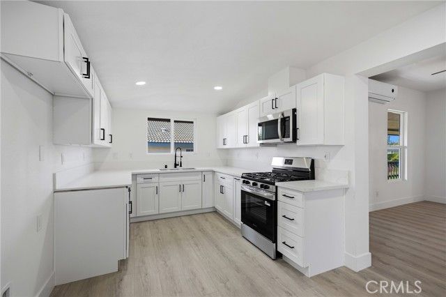 7221 Osbun, San Bernardino, CA 92404