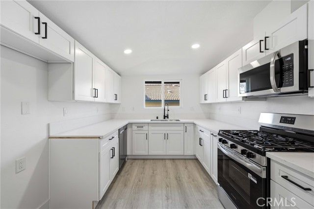 7221 Osbun, San Bernardino, CA 92404