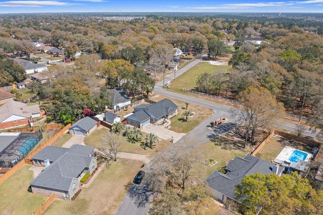 4559 Scarlet Drive, Crestview, FL 32539