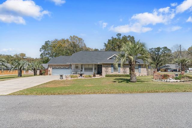 4559 Scarlet Drive, Crestview, FL 32539
