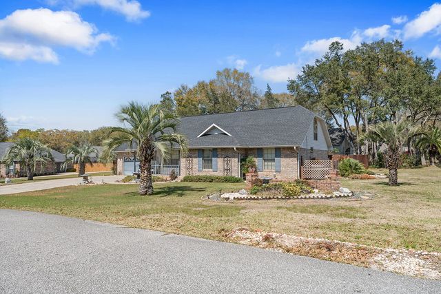 4559 Scarlet Drive, Crestview, FL 32539