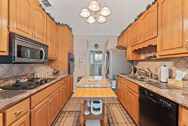 4559 Scarlet Drive, Crestview, FL 32539